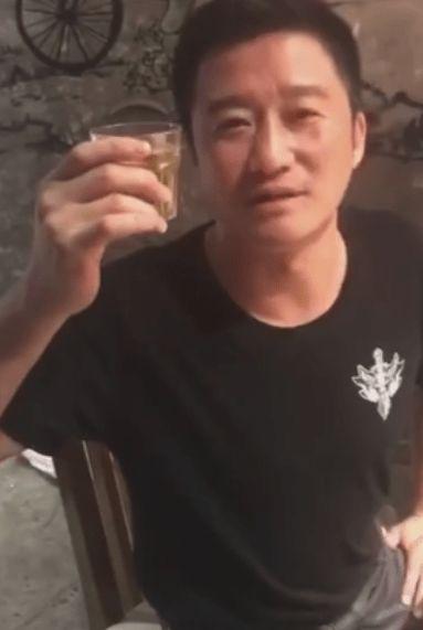吴京老婆爆料事件视频大全,揭秘娱乐圈背后的真相  第2张