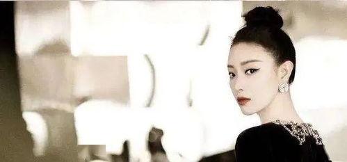 扒叔爆料杨紫视频,扒叔爆料背后的精彩瞬间  第3张