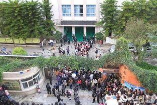 云南小学爆料事件最新情况,真相逐步浮出水面，家长教师关系紧张引关注  第2张