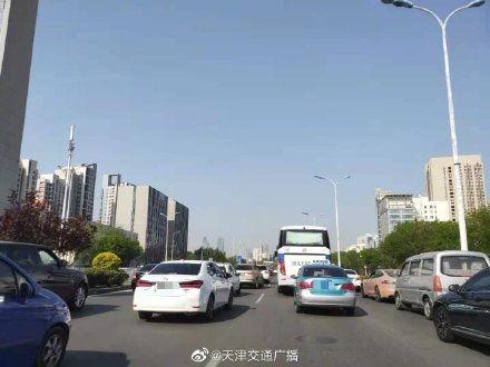 天津顺驰桥爆料视频播放,揭秘桥下神秘现象  第3张