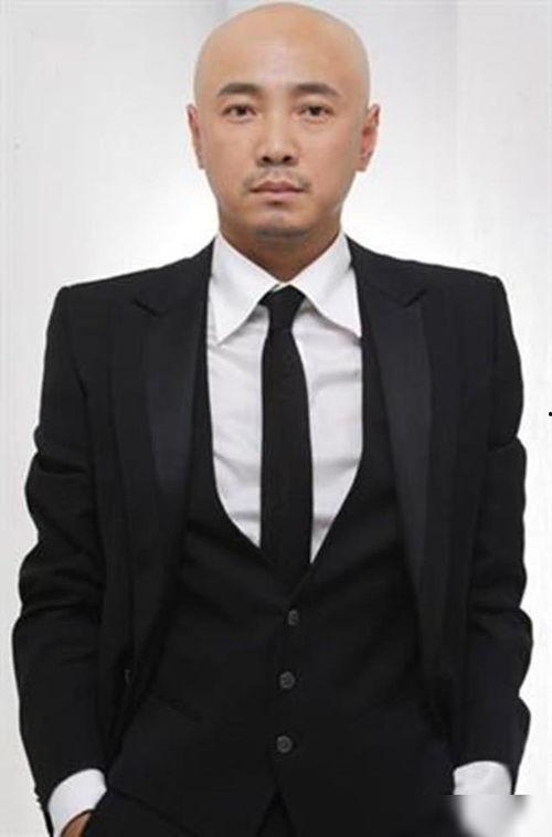 娱乐圈吃瓜徐峥图片大全,徐峥吃瓜瞬间，揭秘明星幕后生活  第2张