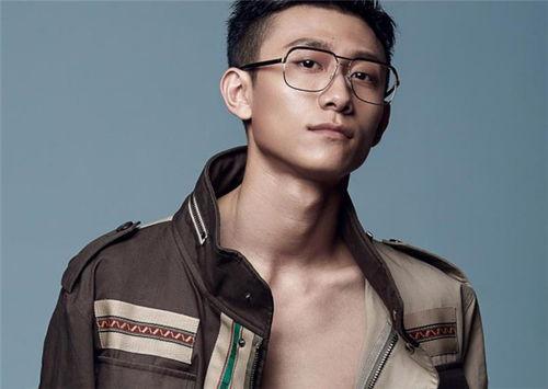 张一山娱乐吃瓜,揭秘明星幕后趣事  第3张