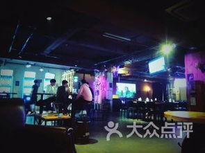 广州酒吧最近爆料视频,揭秘夜生活幕后真相 第2张 广州酒吧最近爆料视频,揭秘夜生活幕后真相 第2张